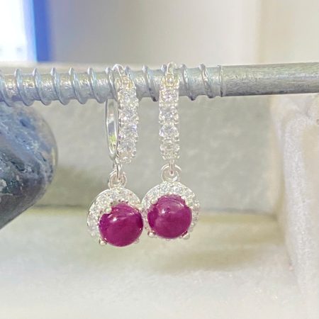 Bông Tai Ruby 5mm – Điểm Nhấn Sang Trọng Mang Năng Lượng Tình Yêu