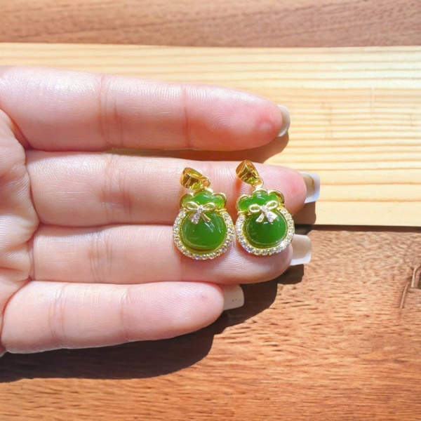 Mặt dây chuyền Ngọc Bích Túi Tiền